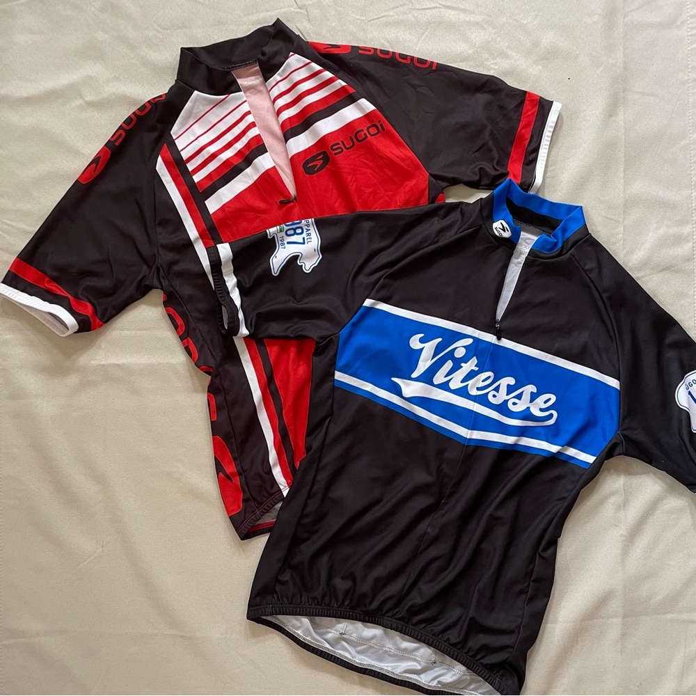 Set of Men’s Sugio Cycling Jerseys Size Small